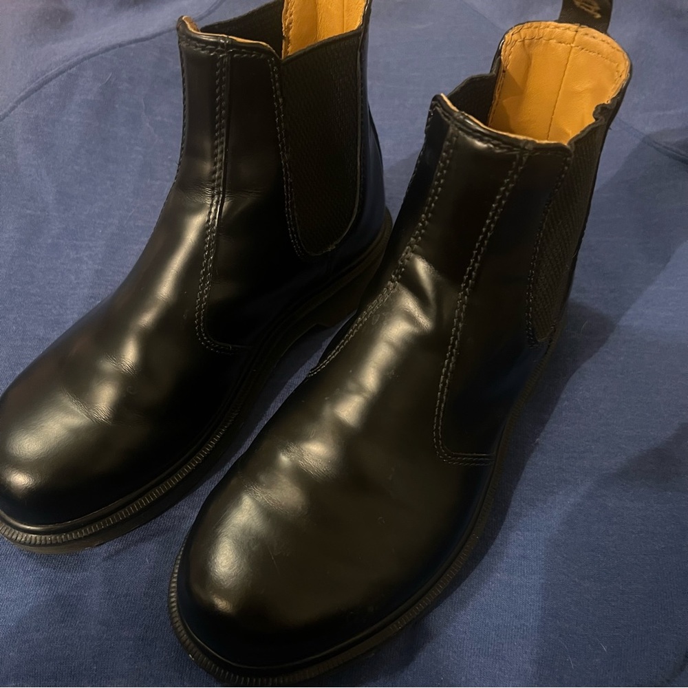 Dr Martens 2976 Black Chelsea Boots